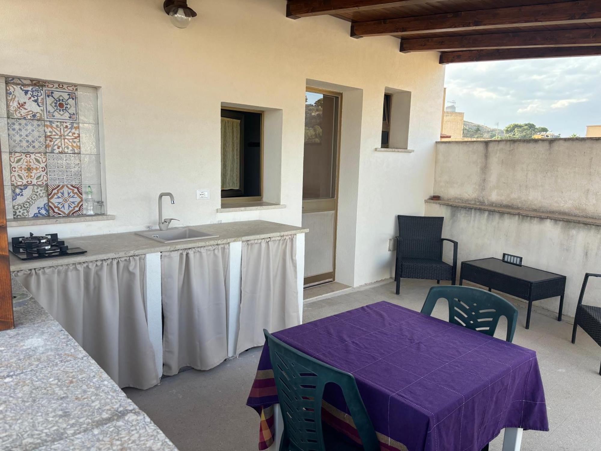 Camere Con Terrazzino Valderice Exterior foto
