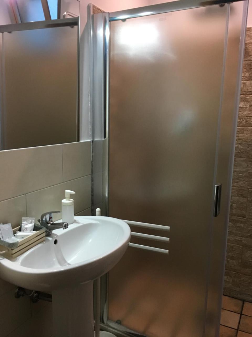Camere Con Terrazzino Valderice Exterior foto